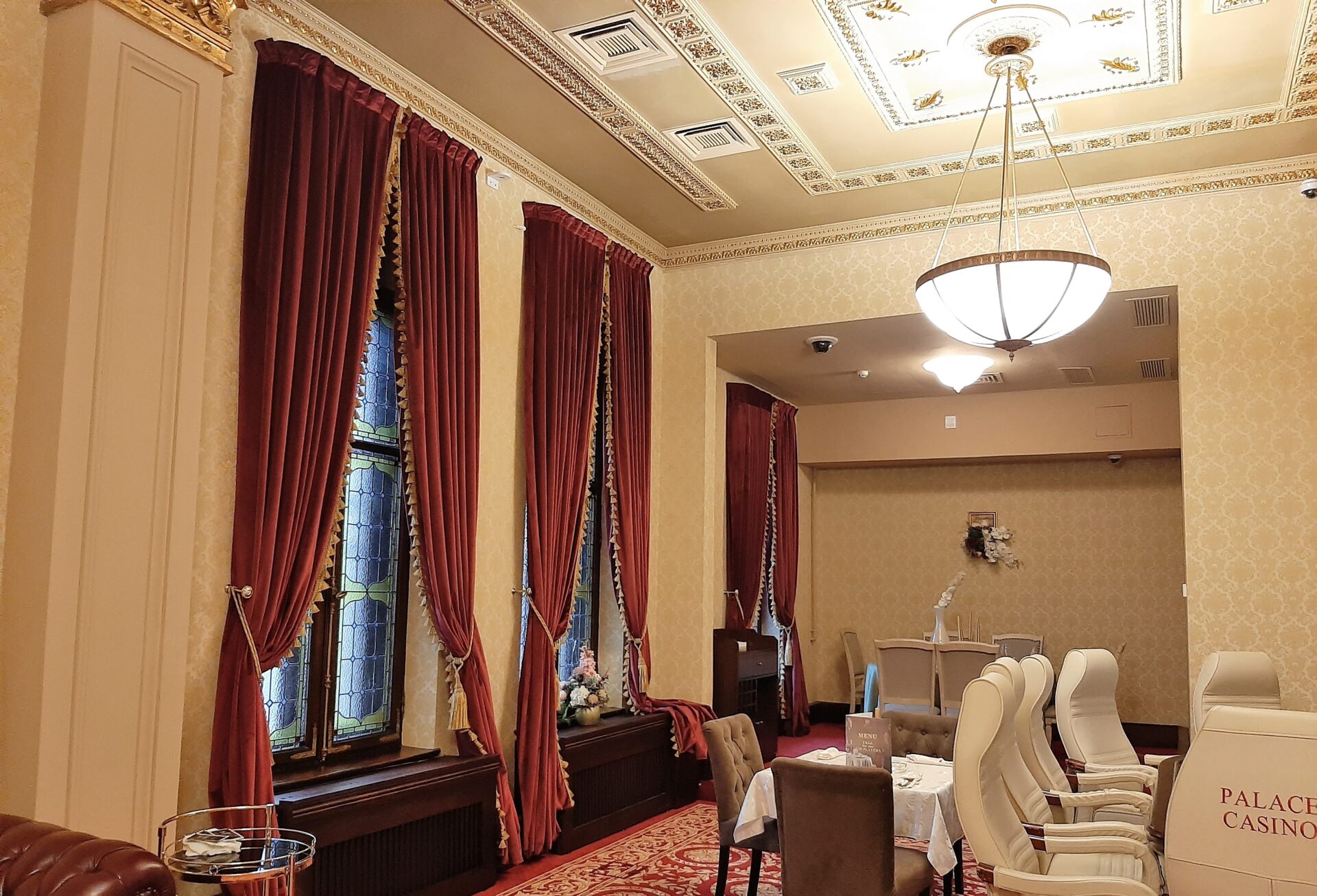 Perdele catifea rosie - Casino Vernescu Bucuresti- Zen Interior (9)